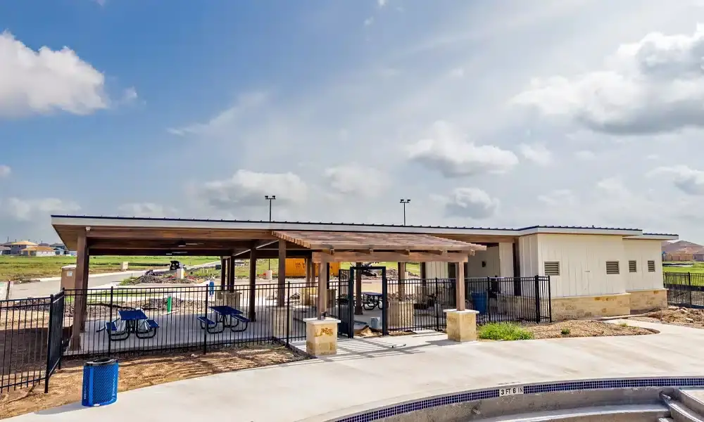 Rose-Valley-Amenity-Center-covered-patior-finish-out-3cs-Construction